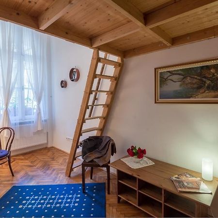Rustic Elegance Apartment Будапеща Екстериор снимка